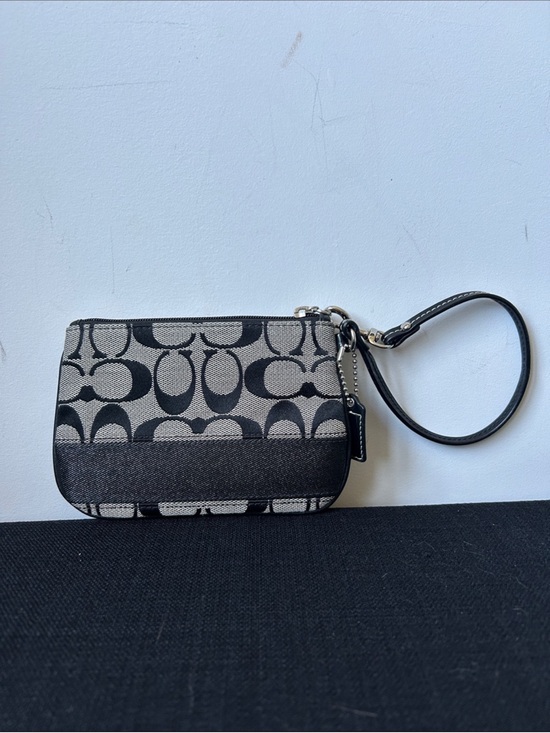 Coach Handbags - Coach Signature Wristlet